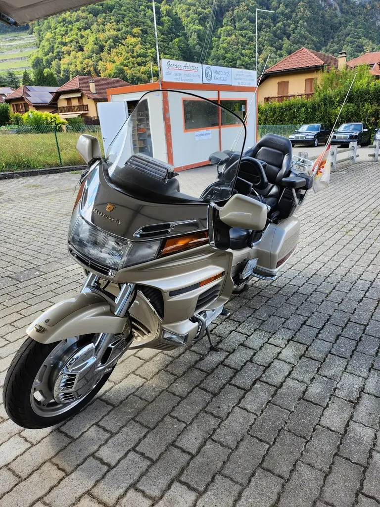 Honda Goldwing 1200 SE (1998)