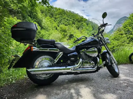Honda Shadow 750 (2005)